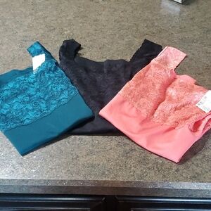 Camisoles (Lot Of 3)